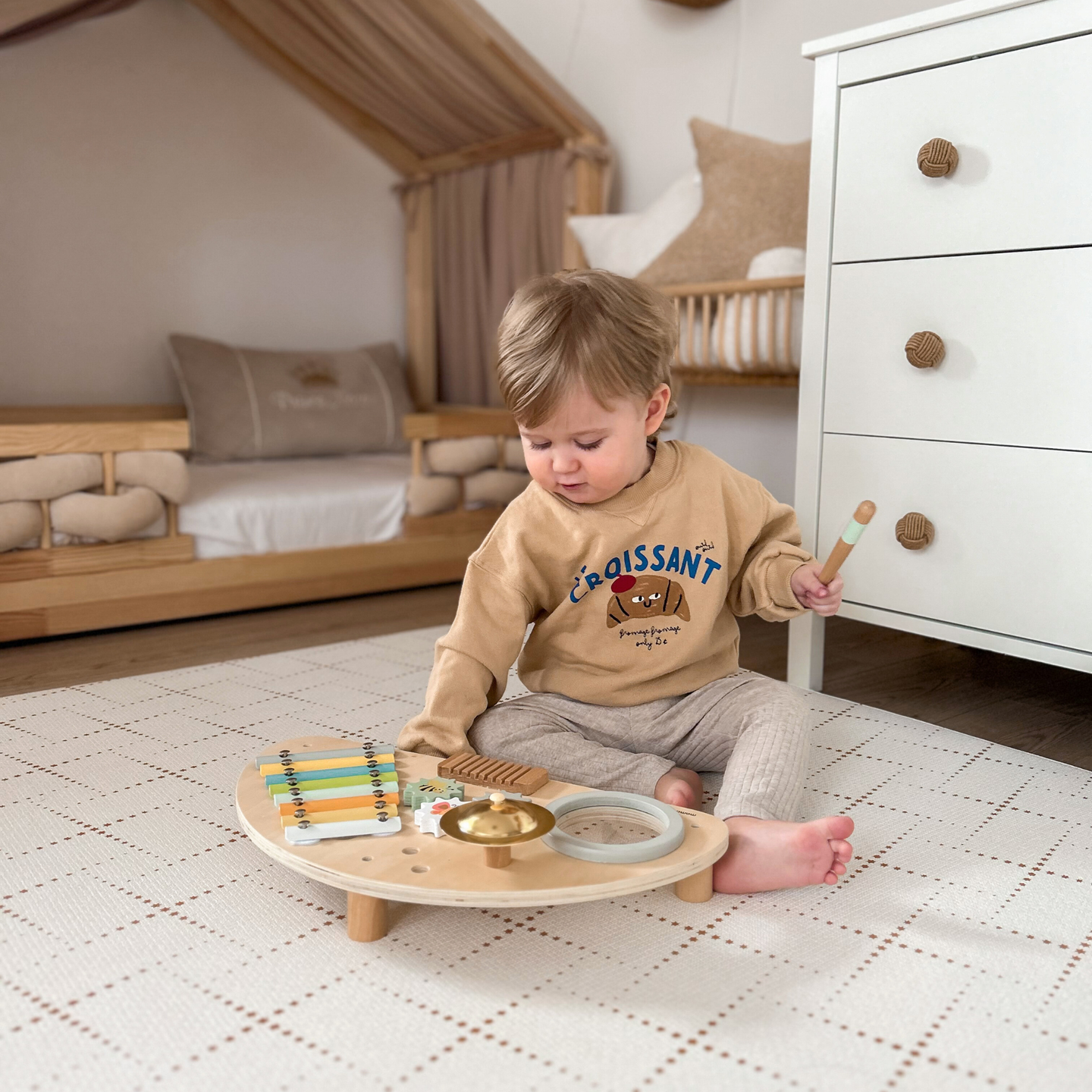 Centro musical de madera para niños