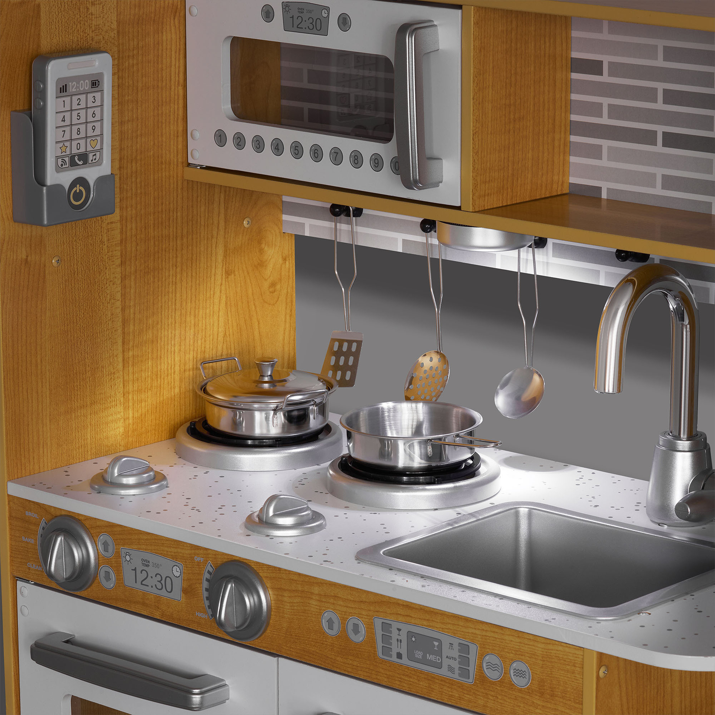 Cocina XXL de madera con iluminación LED, delantal y accesorios.