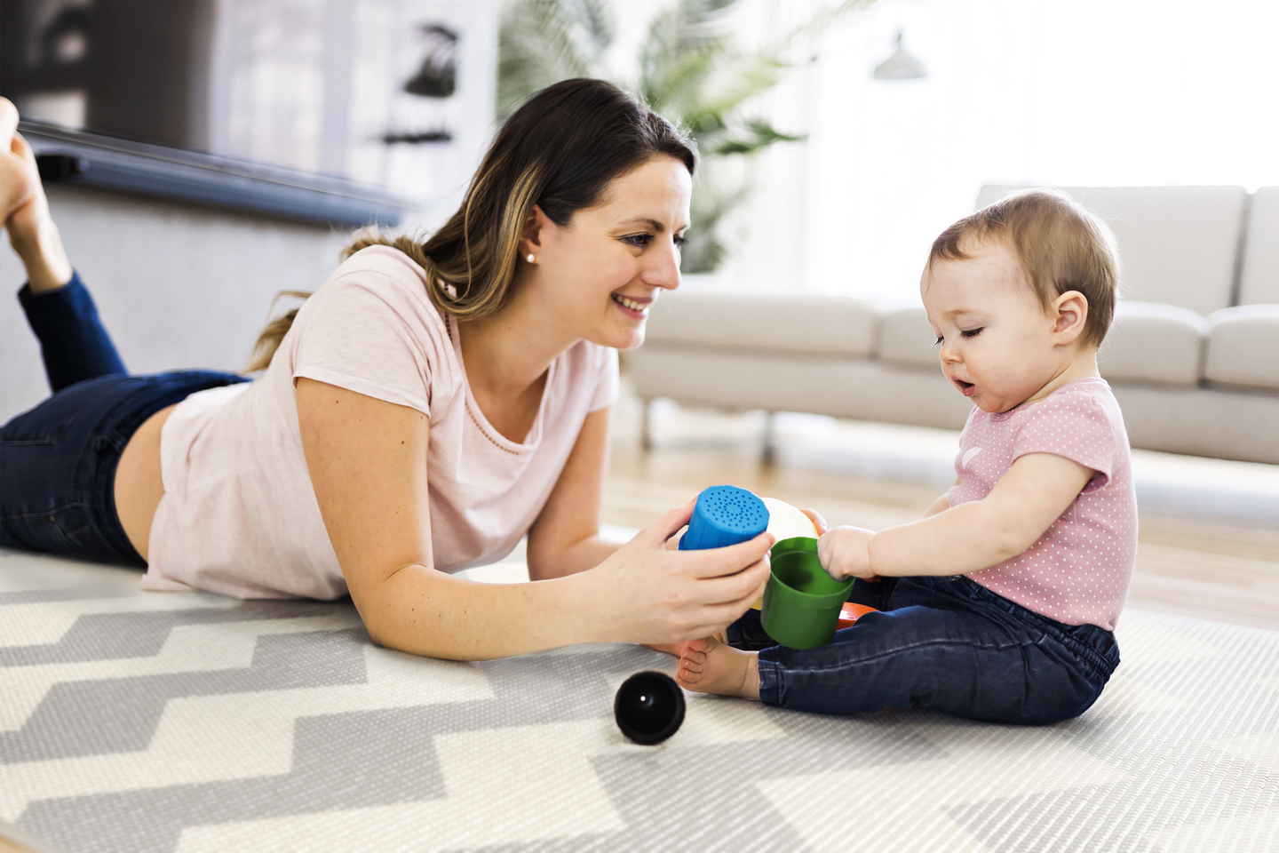 Alfombra de espuma XXL de doble cara - Rollo de 2 CM (carretera y zigzags)