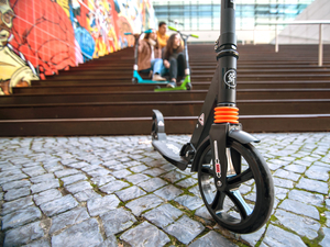 Patinete urbano HyperMotion DRAGSTER Negro