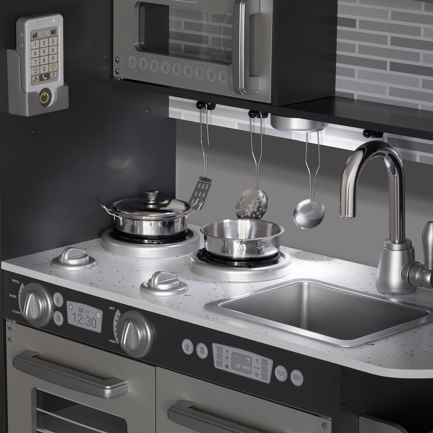 Cocina XXL de madera con iluminación LED, delantal y accesorios.