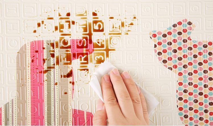 Alfombra de espuma XXL de doble cara - plegable 1 CM (bosque con osito y caballos)