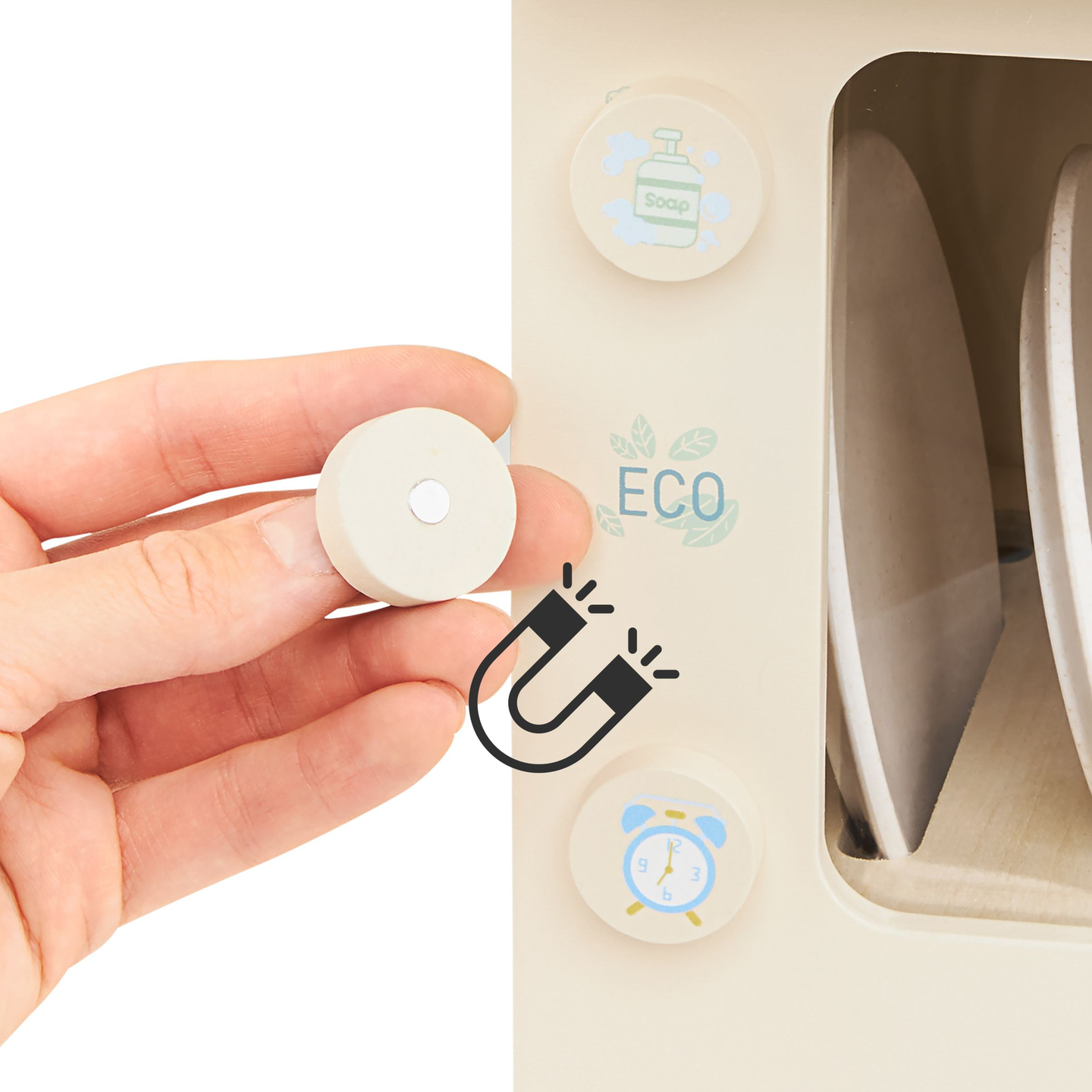 Lavavajillas de madera con accesorios.