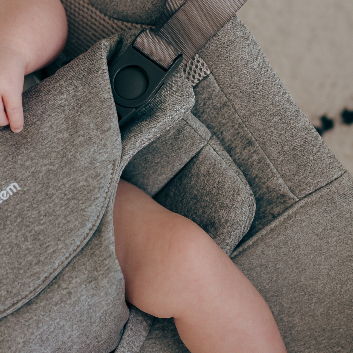 Mecedora 2 en 1 con inserto Moby-System LILY – gris