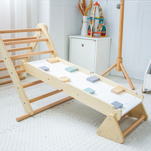 Parque infantil de madera para niños - escalera + rocódromo + barra de equilibrio - Triángulo de Pikler