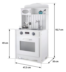 Cocina de madera blanca con delantal, accesorios y lámpara LED.