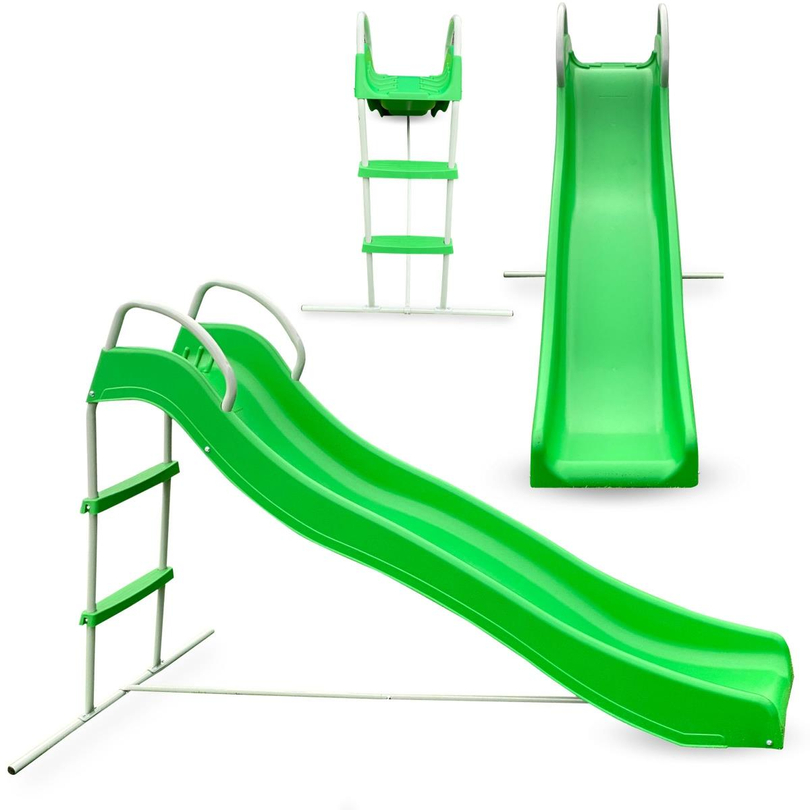 Gran tobogán de jardín con escalera para niños.