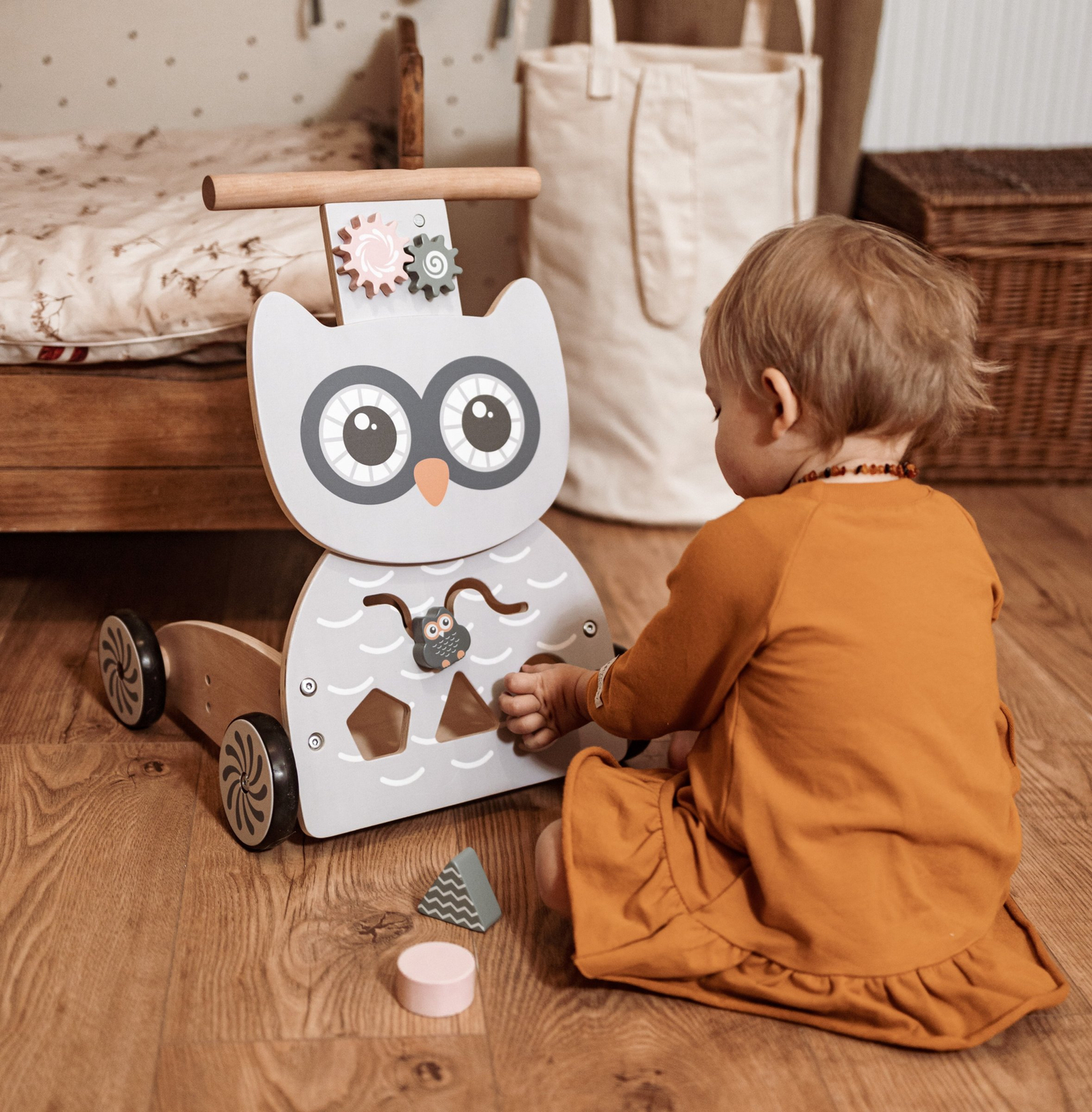 Andador - empujador - cochecito multifuncional de madera con bloques - Búho