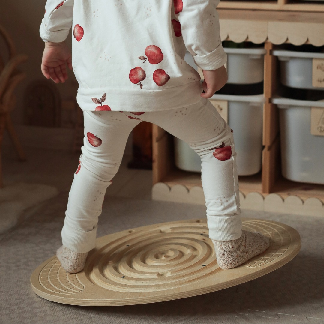 Tabla de equilibrio de madera con laberinto y bolas: balancín de equilibrio