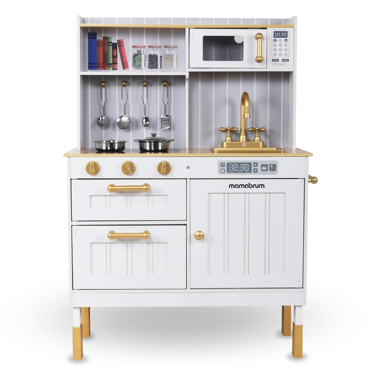 Cocina blanca de madera con accesorios y delantal