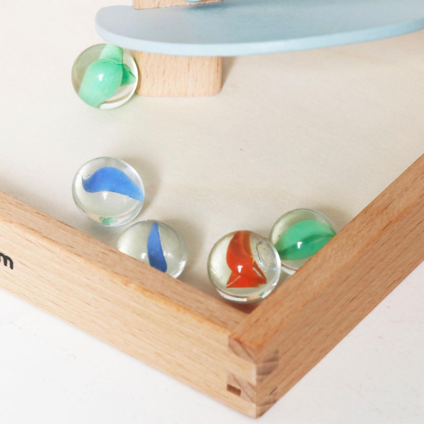 Culódromo de madera - árbol sonoro con bolas