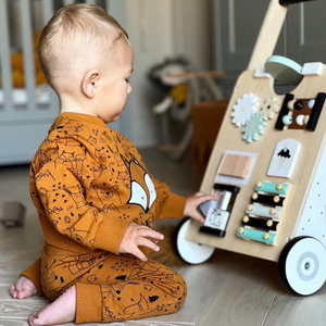 Andador/empujador educativo de madera para niños - tablero de manipulación