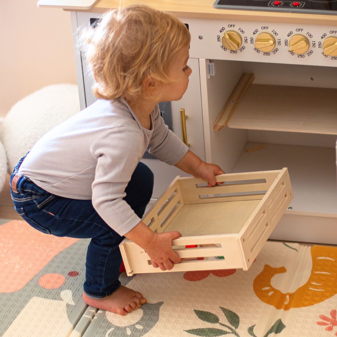 Frutas y verduras de madera para cortar.