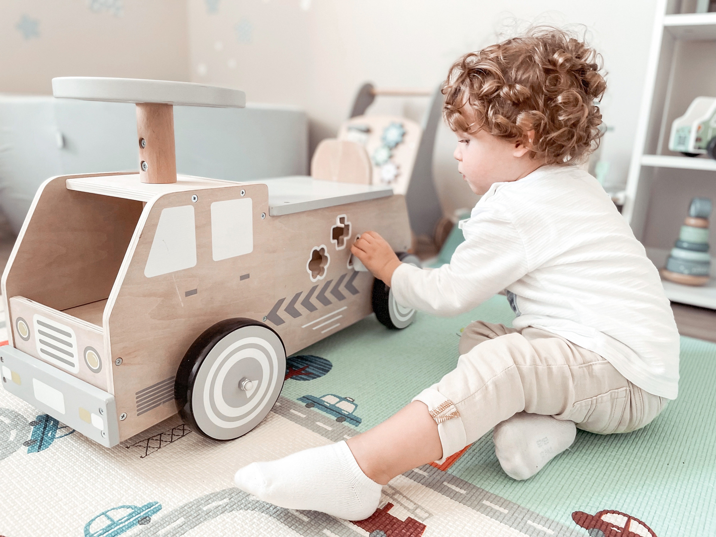 Correpasillos de madera, coche, coche de juguete con bloques
