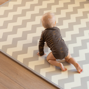 Alfombra de espuma XXL de doble cara - Rollo de 2 CM (carretera y zigzags)