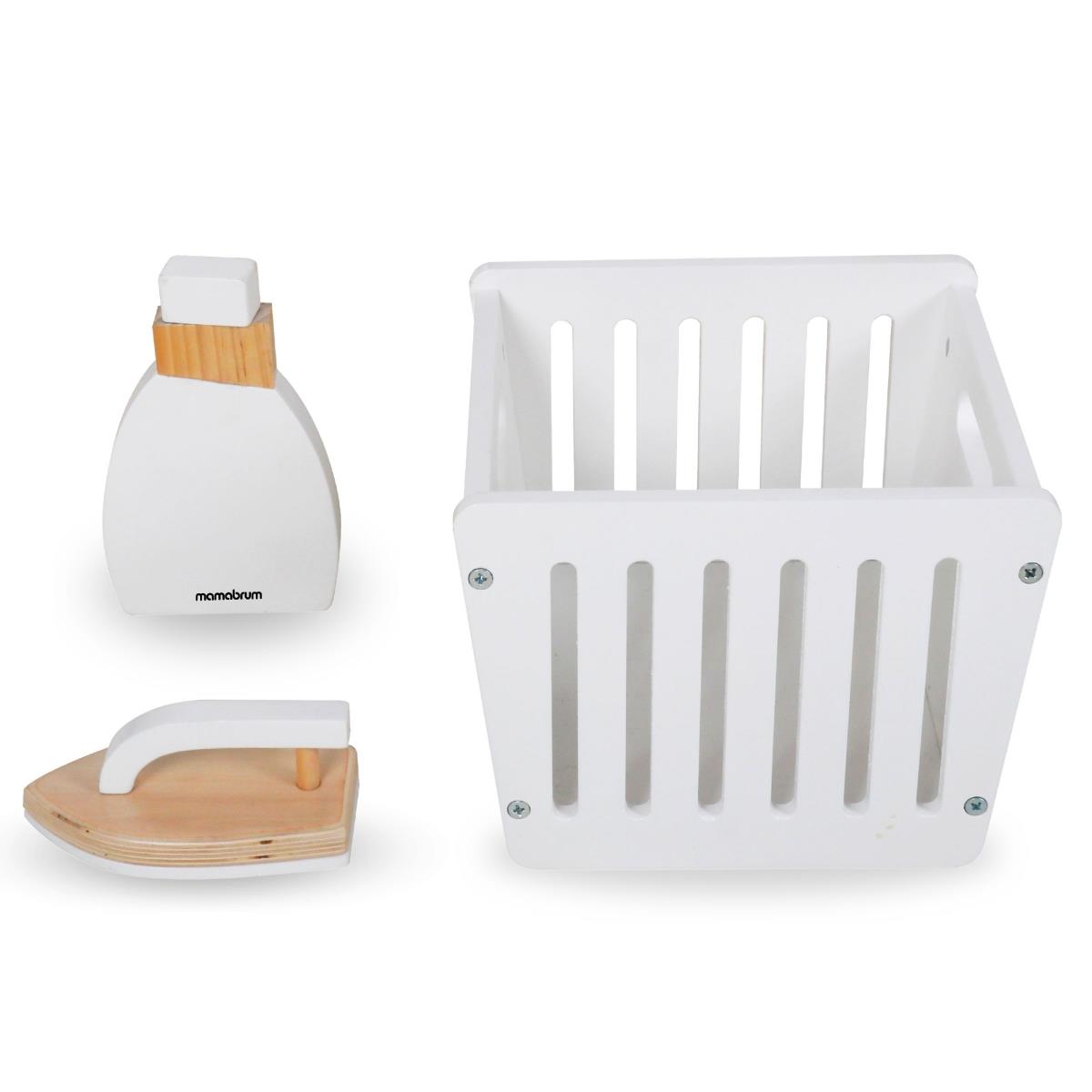 Lavadora de madera con plancha, cesta y detergente líquido