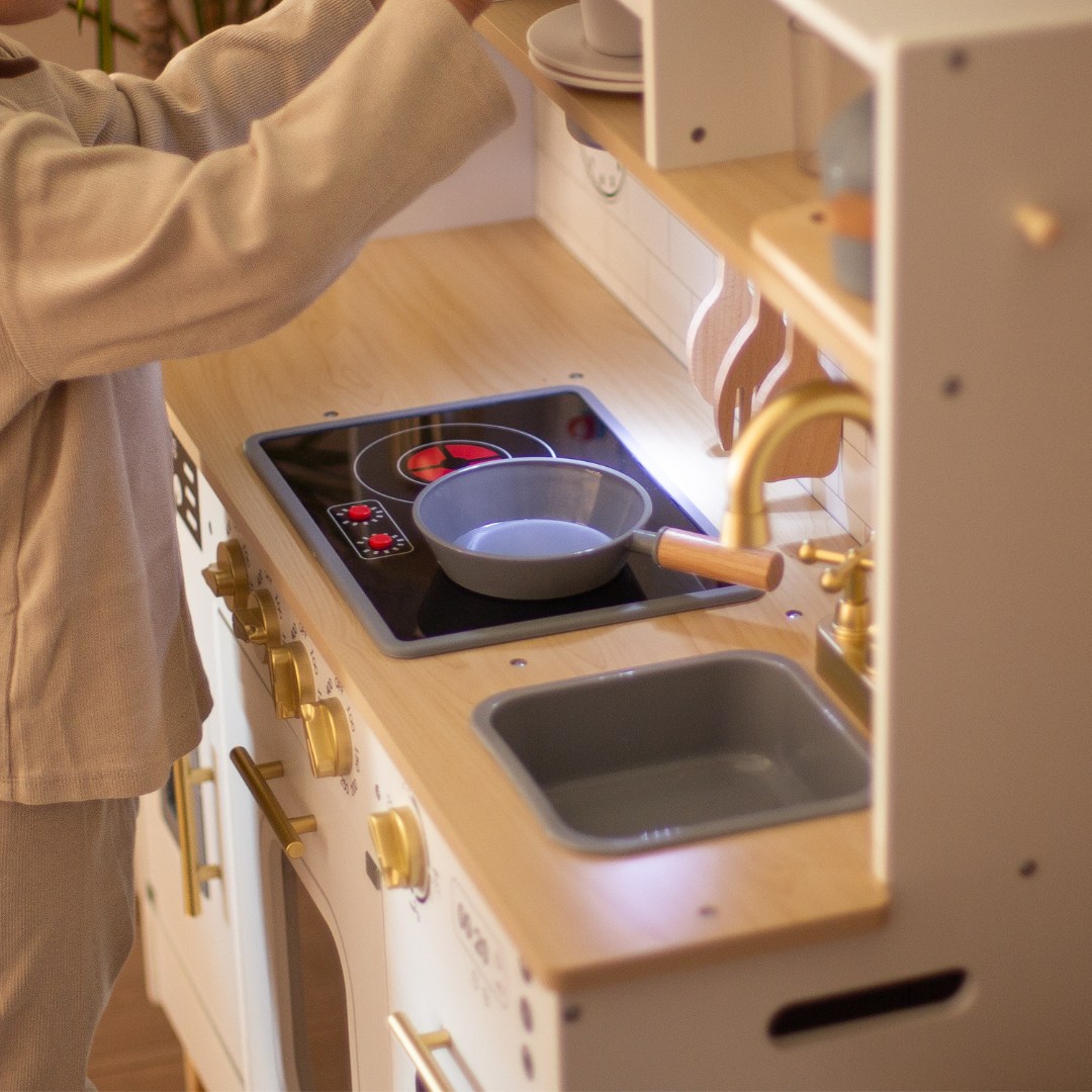 Cocina interactiva de madera XXL con accesorios e iluminación LED - dos niveles
