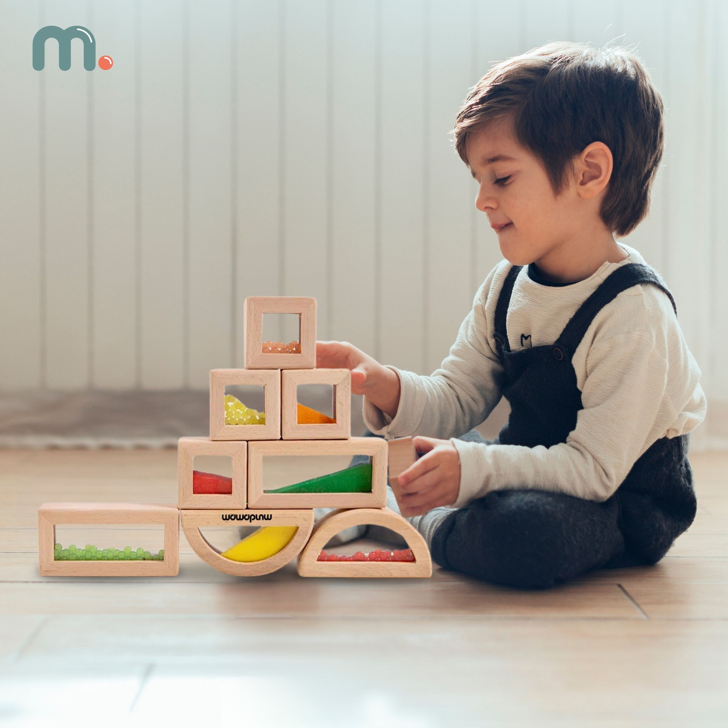 Juego de bloques sensoriales de madera con diferentes rellenos - 15 piezas