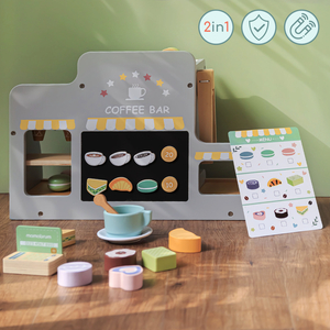 Una gran heladería de madera con pizarra magnética, cafetera y juego de helados y postres: ¡más de 70 piezas!