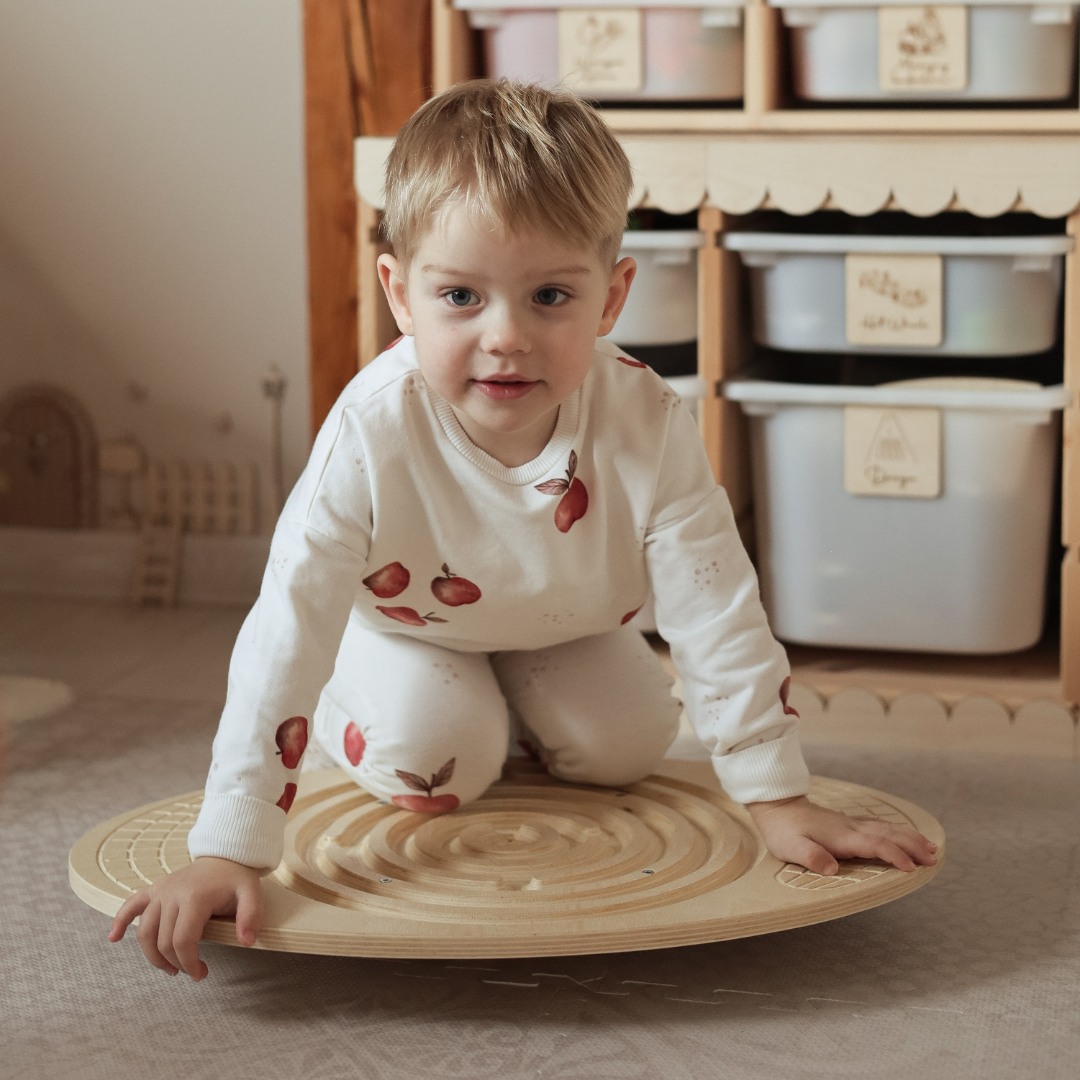 Tabla de equilibrio de madera con laberinto y bolas: balancín de equilibrio