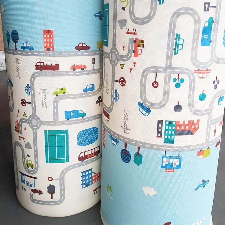 Alfombra de espuma XXL de doble cara - Rollo de 2 CM (carretera y bosque con osito)